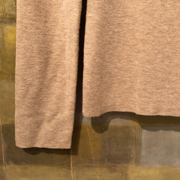 ANN TAYLOR Beige Knit V-Neck Keyhole Sweater MINT - Picture 4 of 6